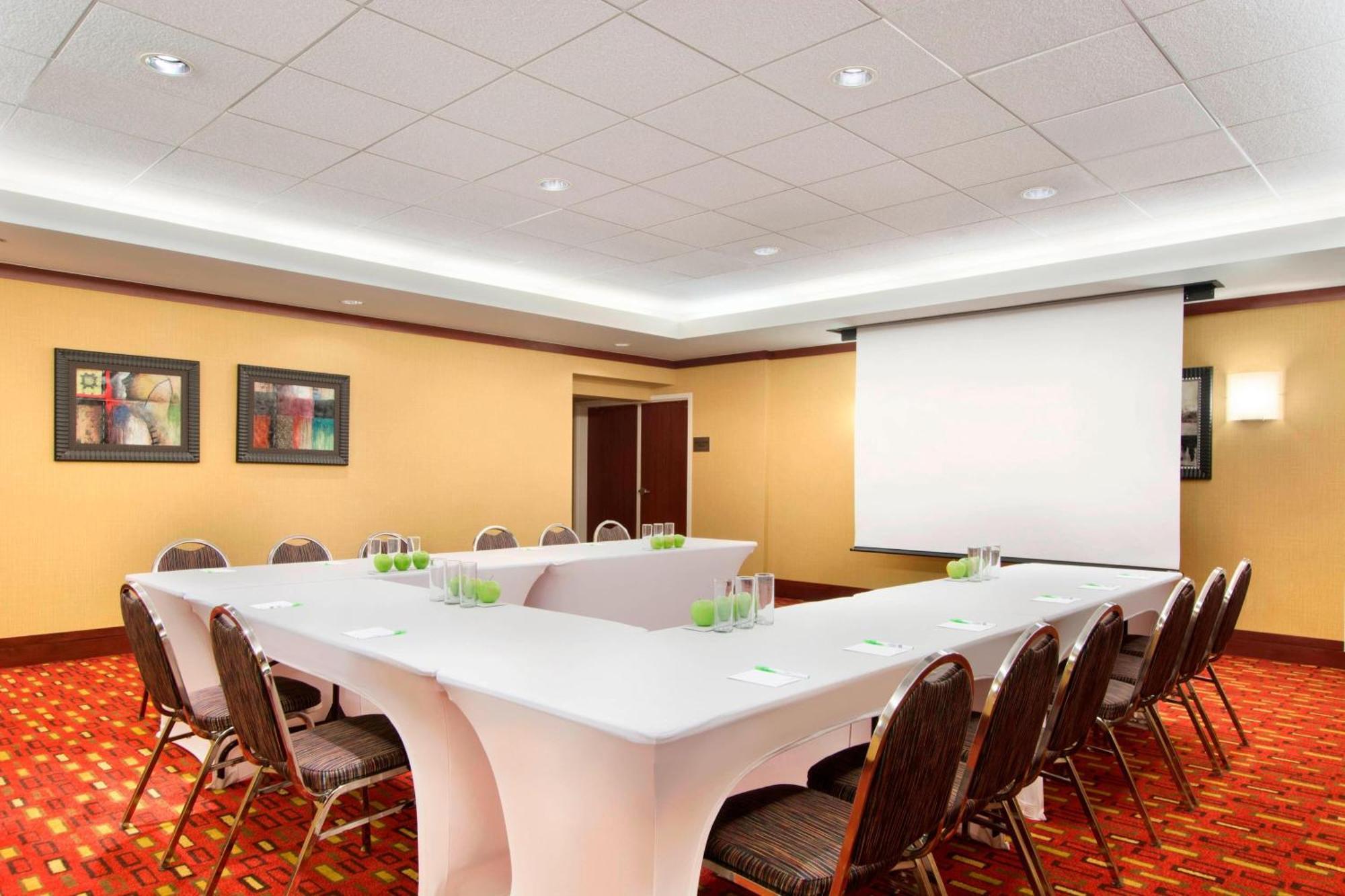 Courtyard By Marriott Oklahoma City Downtown Ngoại thất bức ảnh