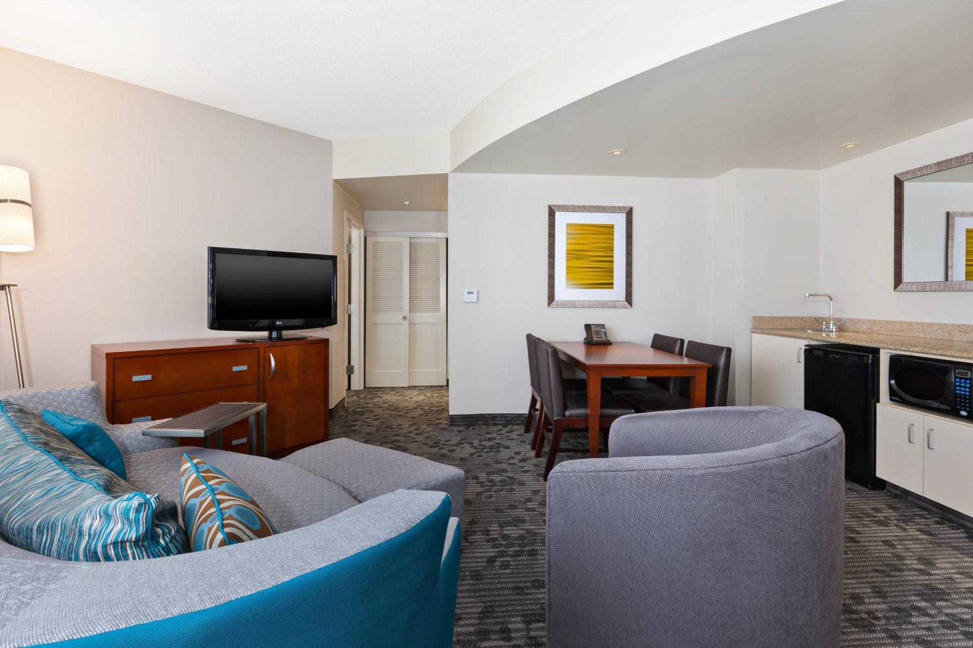 Courtyard By Marriott Oklahoma City Downtown Ngoại thất bức ảnh